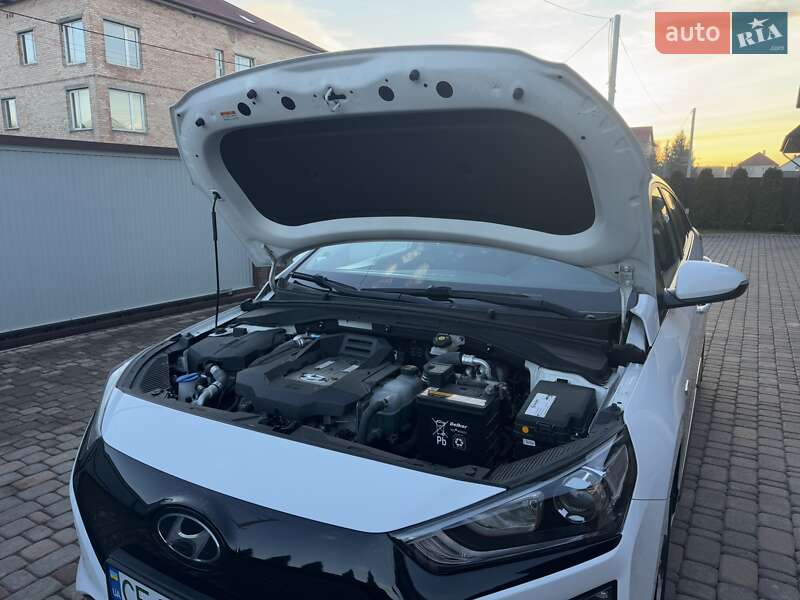 Ліфтбек Hyundai Ioniq 2019 в Чернівцях