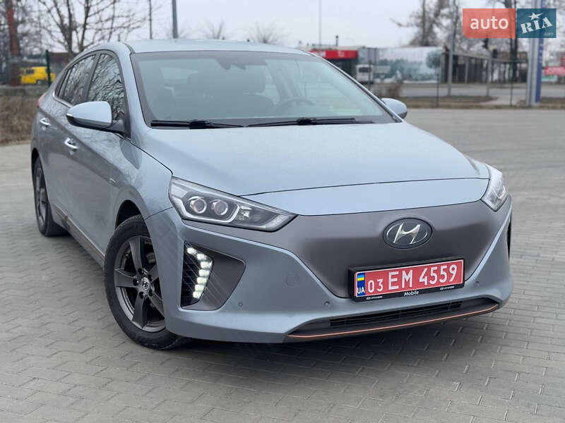 Хэтчбек Hyundai Ioniq 2016 в Виннице