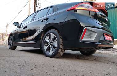 Лифтбек Hyundai Ioniq 2019 в 