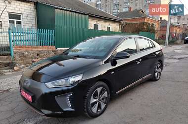 Лифтбек Hyundai Ioniq 2019 в 