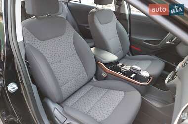 Лифтбек Hyundai Ioniq 2019 в 