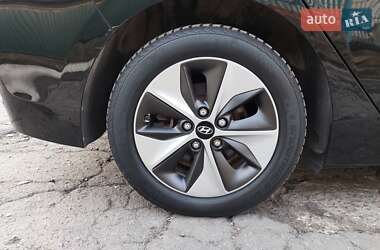 Лифтбек Hyundai Ioniq 2019 в 