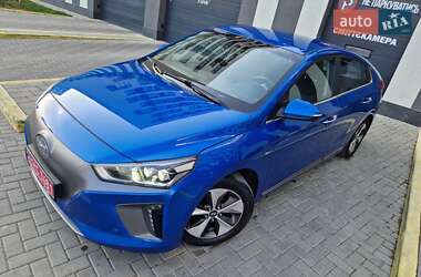 Хэтчбек Hyundai Ioniq 2017 в 