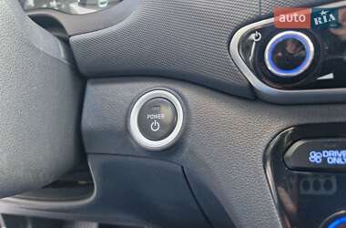 Хэтчбек Hyundai Ioniq 2017 в 