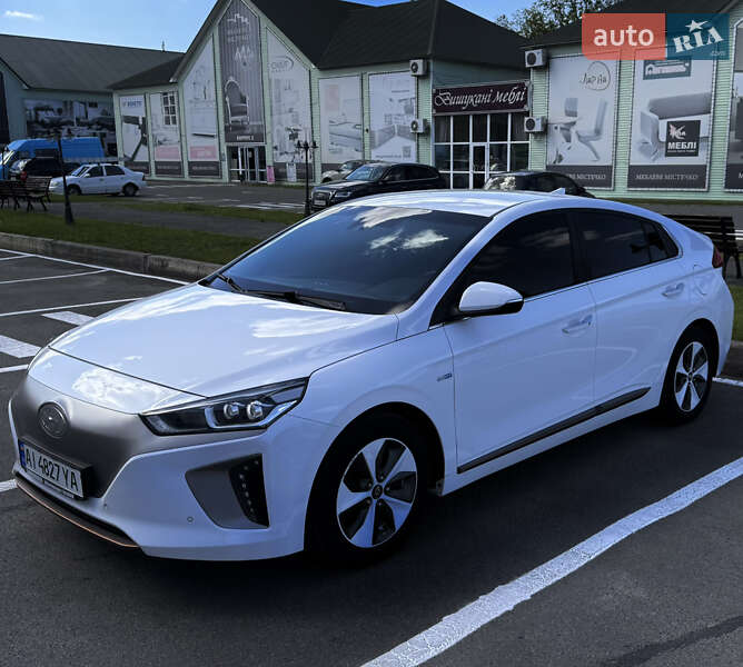 Хэтчбек Hyundai Ioniq 2017 в Киеве