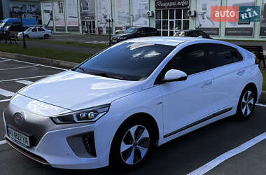 Хэтчбек Hyundai Ioniq 2017 в Киеве