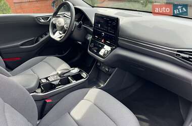 Лифтбек Hyundai Ioniq 2020 в 
