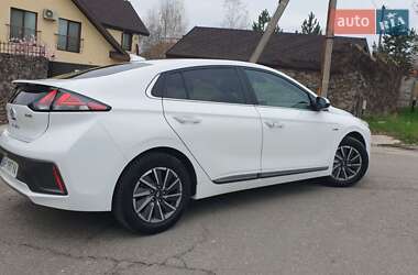 Лифтбек Hyundai Ioniq 2019 в 