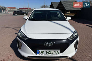 Хетчбек Hyundai Ioniq 2018 в 
