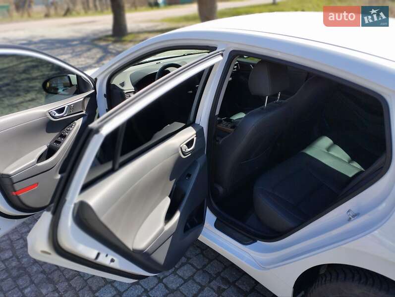 Хетчбек Hyundai Ioniq 2019 в Львові