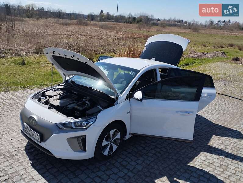 Хетчбек Hyundai Ioniq 2019 в Львові