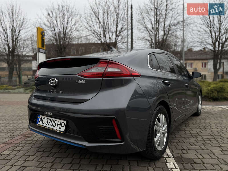 Хетчбек Hyundai Ioniq 2016 в Луцьку