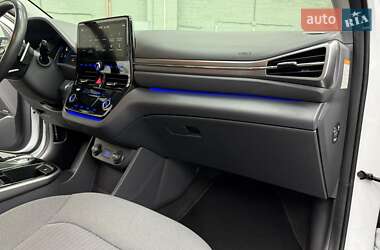 Хэтчбек Hyundai Ioniq 2019 в 