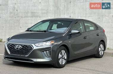 Лифтбек Hyundai Ioniq 2020 в Киеве