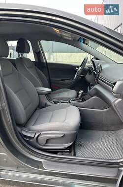 Лифтбек Hyundai Ioniq 2020 в 