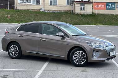 Лифтбек Hyundai Ioniq 2019 в 