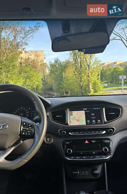 Хетчбек Hyundai Ioniq 2018 в 