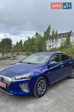 Лифтбек Hyundai Ioniq 2020 в 
