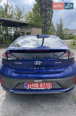 Лифтбек Hyundai Ioniq 2020 в 