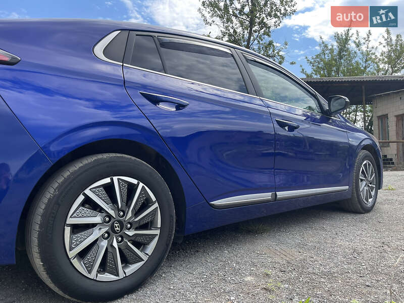 Ліфтбек Hyundai Ioniq 2020 в Тернополі