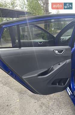 Лифтбек Hyundai Ioniq 2020 в 