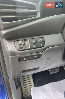 Лифтбек Hyundai Ioniq 2020 в 