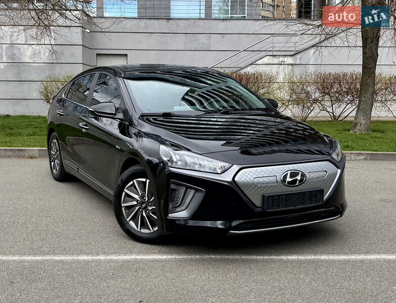 Лифтбек Hyundai Ioniq 2019 в 