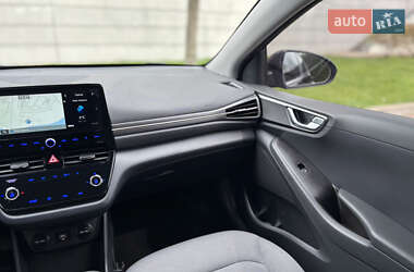 Лифтбек Hyundai Ioniq 2019 в 