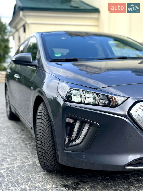 Лифтбек Hyundai Ioniq 2020 в Золочеве
