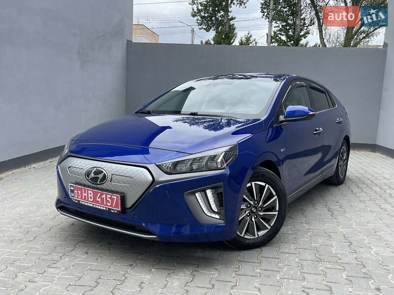 Лифтбек Hyundai Ioniq 2020 в 