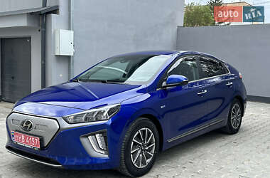 Лифтбек Hyundai Ioniq 2020 в 