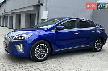 Лифтбек Hyundai Ioniq 2020 в 