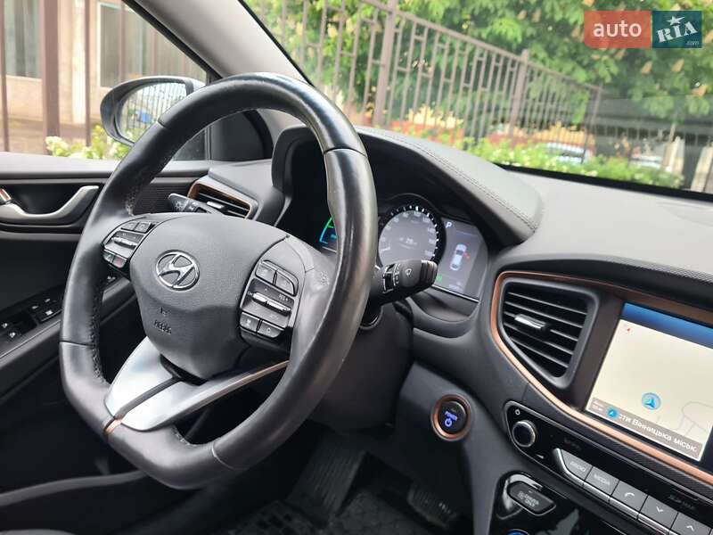 Хэтчбек Hyundai Ioniq 2018 в Виннице