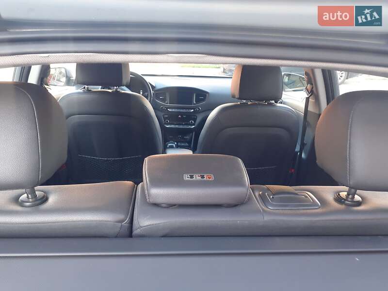 Хэтчбек Hyundai Ioniq 2018 в Владимире фото 19 Хэтчбек Hyundai Ioniq 2018 в Владимире