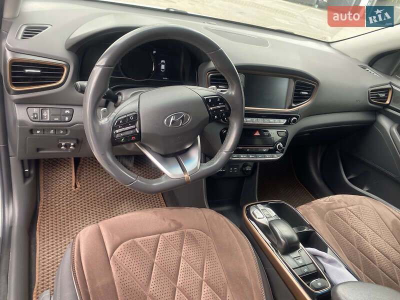 Хетчбек Hyundai Ioniq 2018 в Львові
