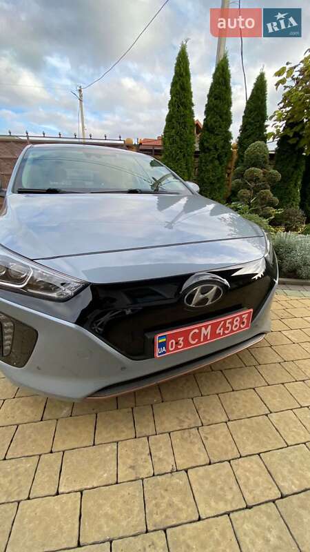 Хэтчбек Hyundai Ioniq 2018 в Ковеле фото 4 Хэтчбек Hyundai Ioniq 2018 в Ковеле