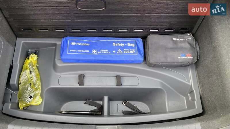 Хэтчбек Hyundai Ioniq 2018 в Ковеле фото 15 Хэтчбек Hyundai Ioniq 2018 в Ковеле