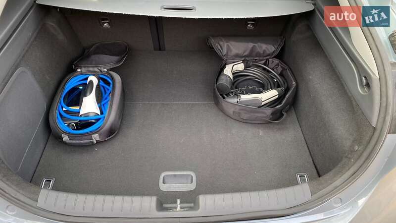 Хэтчбек Hyundai Ioniq 2018 в Ковеле фото 16 Хэтчбек Hyundai Ioniq 2018 в Ковеле