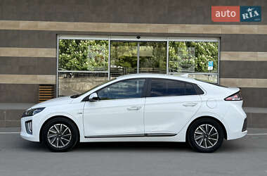Ліфтбек Hyundai Ioniq 2020 в 