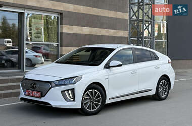 Ліфтбек Hyundai Ioniq 2020 в 