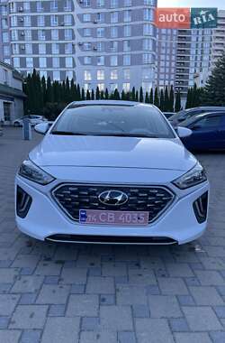Лифтбек Hyundai Ioniq 2020 в Львове