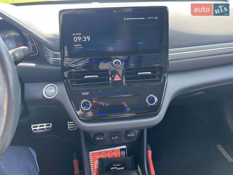 Ліфтбек Hyundai Ioniq 2019 в Павлограді