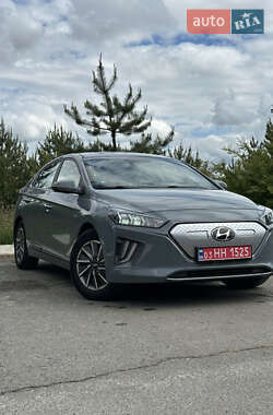 Ліфтбек Hyundai Ioniq 2019 в 