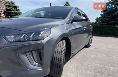 Ліфтбек Hyundai Ioniq 2020 в 