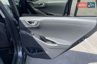 Ліфтбек Hyundai Ioniq 2020 в 