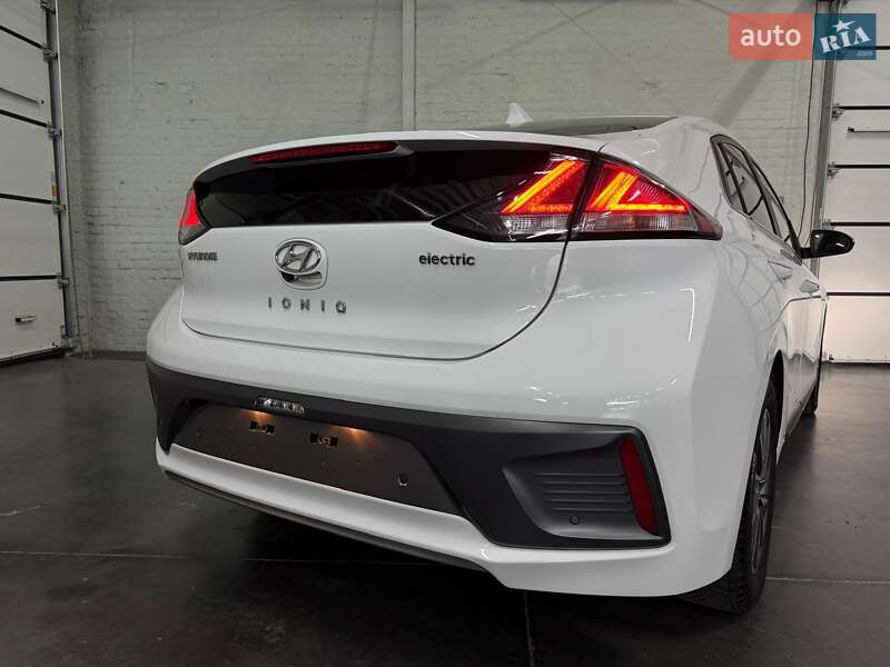 Хэтчбек Hyundai Ioniq 2019 в Луцке