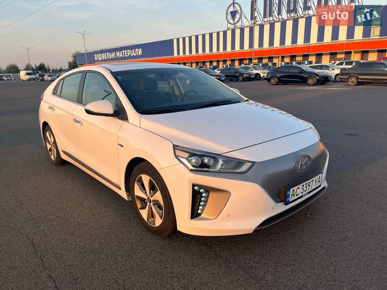 2017 Hyundai IONIQ - мініатюра 19
