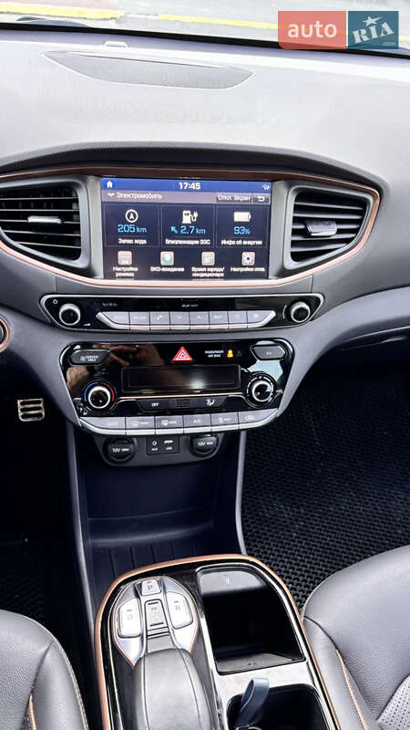 Хэтчбек Hyundai Ioniq 2018 в Кременчуге