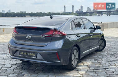 Ліфтбек Hyundai Ioniq 2020 в 