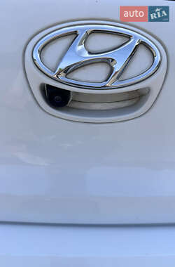 Лифтбек Hyundai Ioniq 2020 в 